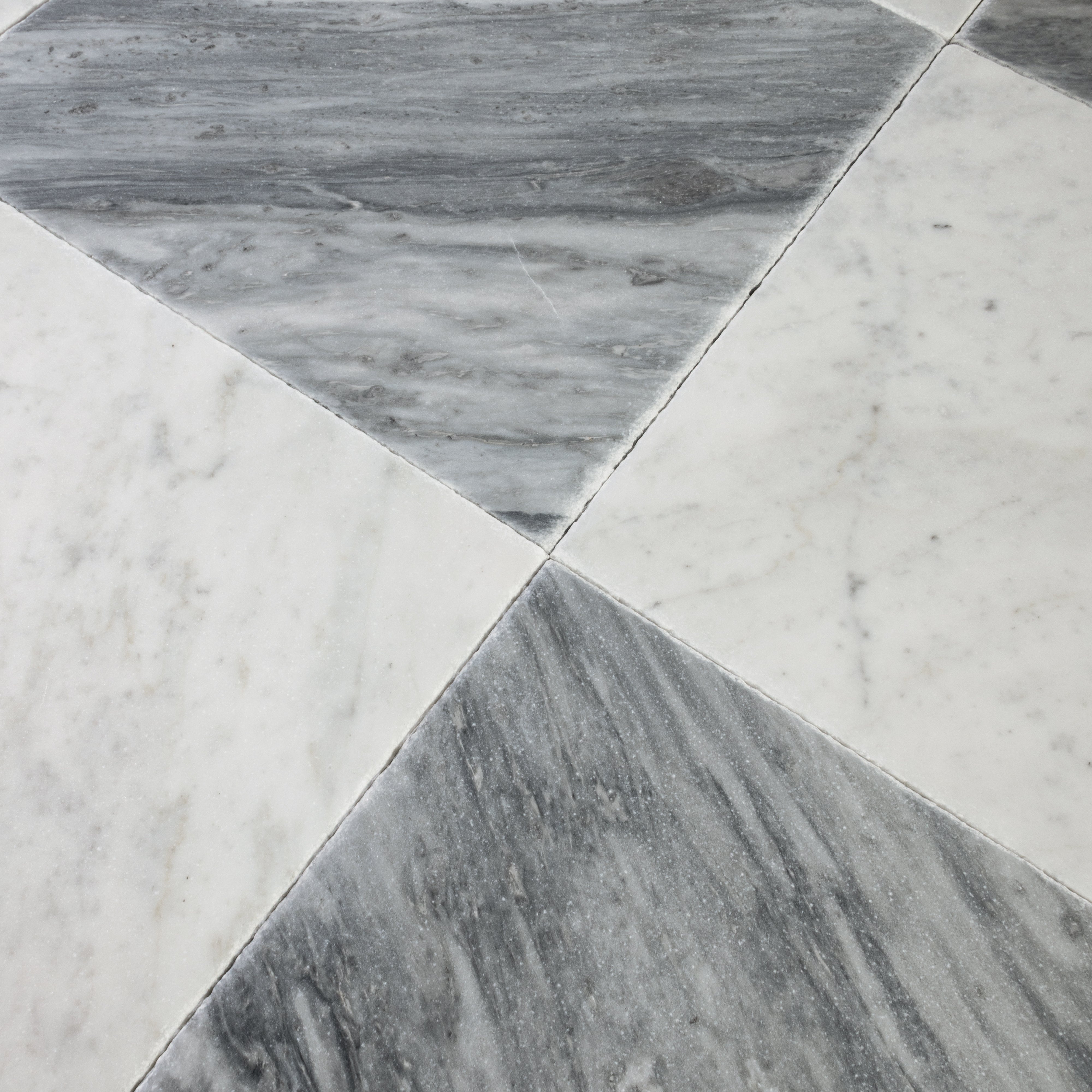Bardiglio Scuro X Bianco Carrara 12x12 Patina Checker Tile