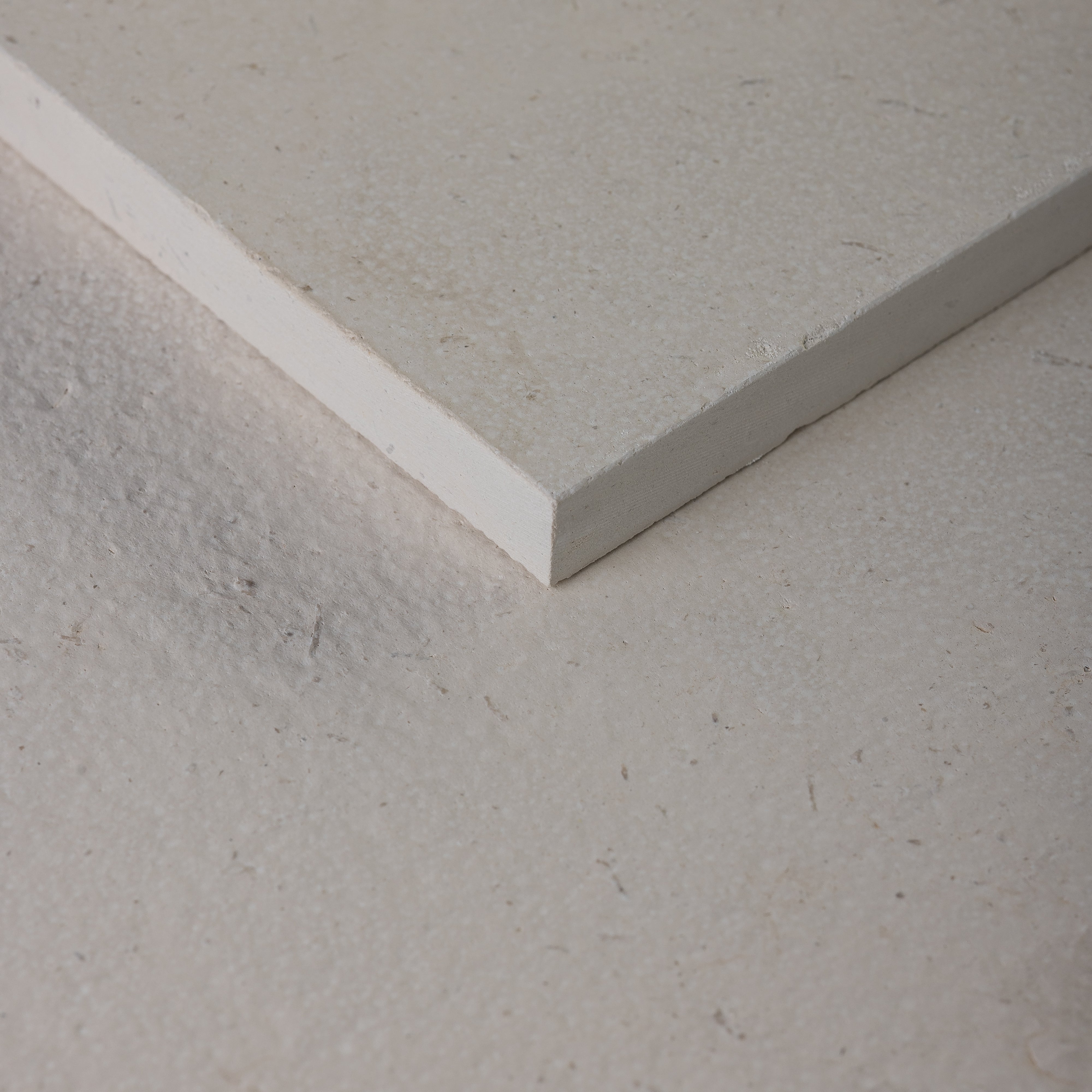 Amadora Beige Limestone 16x16 Leathered Tile