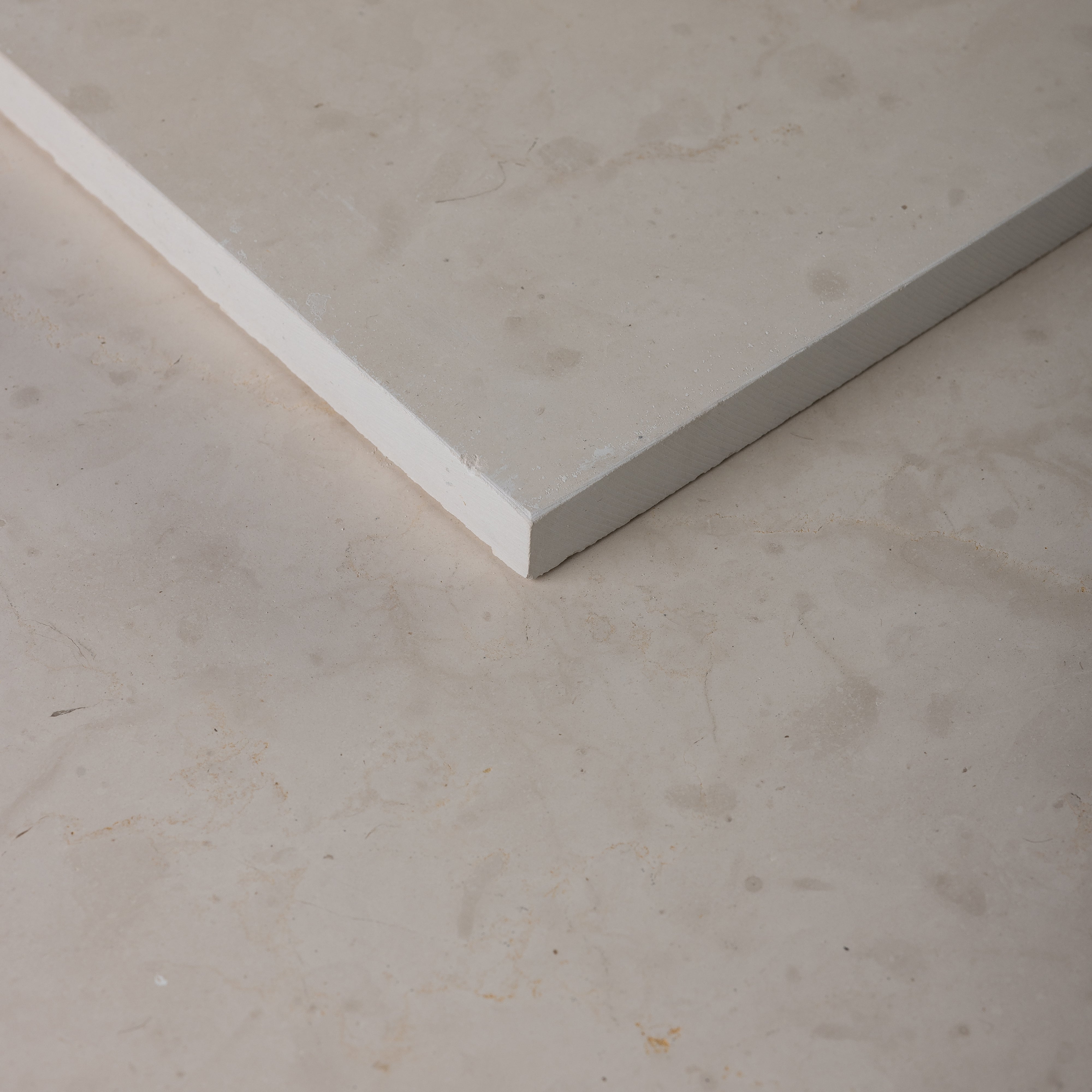 Amadora Beige Limestone 16x16 Silk Matte Tile