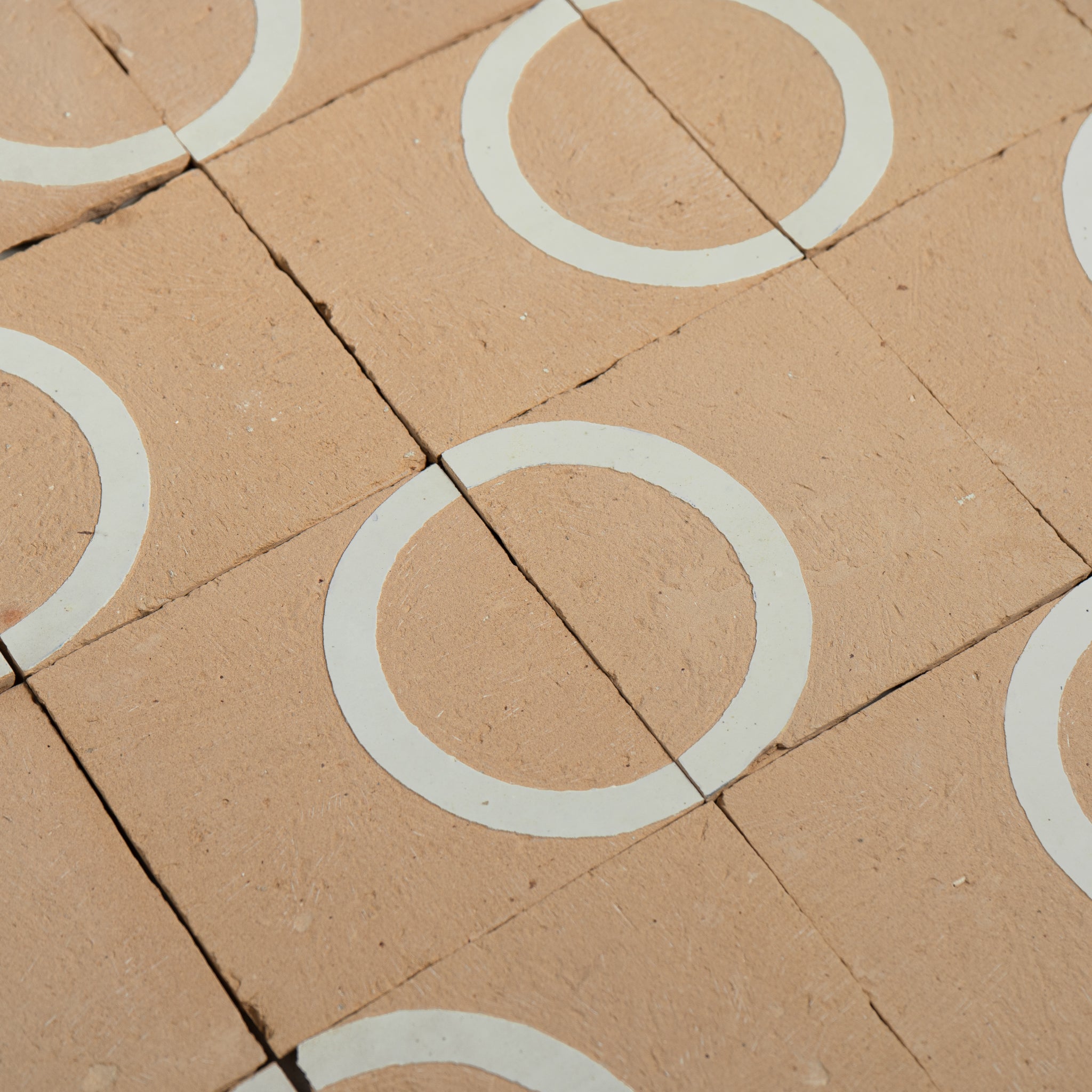 Chiseled 4x4 Circular Off White Zellige Tile - Cemento Collection