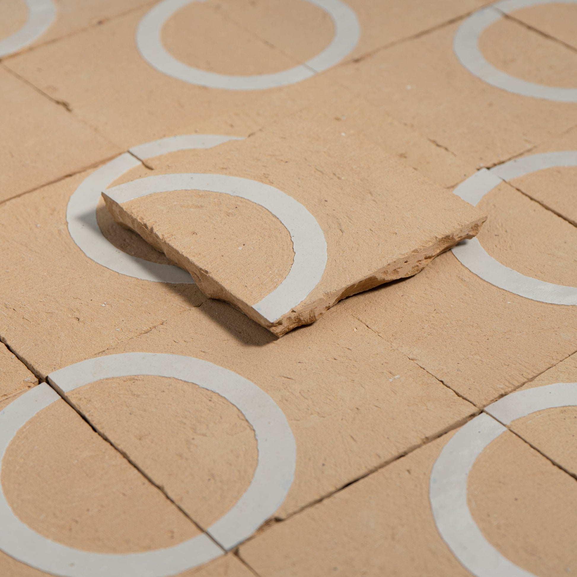 Chiseled 4x4 Circular Off White Zellige Tile - Cemento Collection