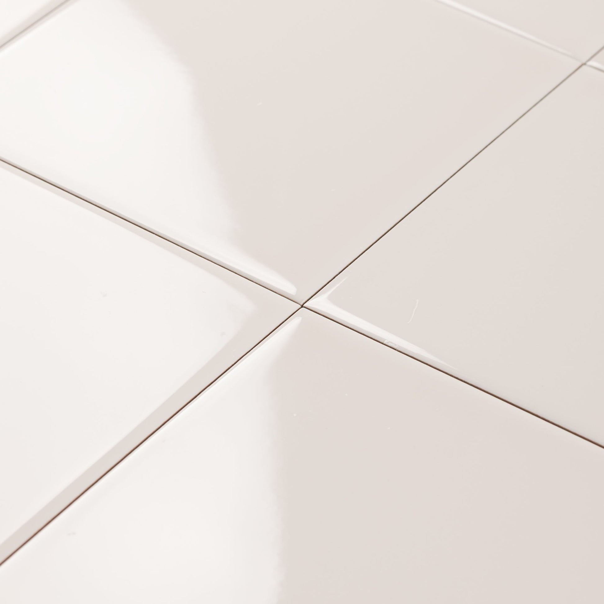 Eggshell White ceramic Tile