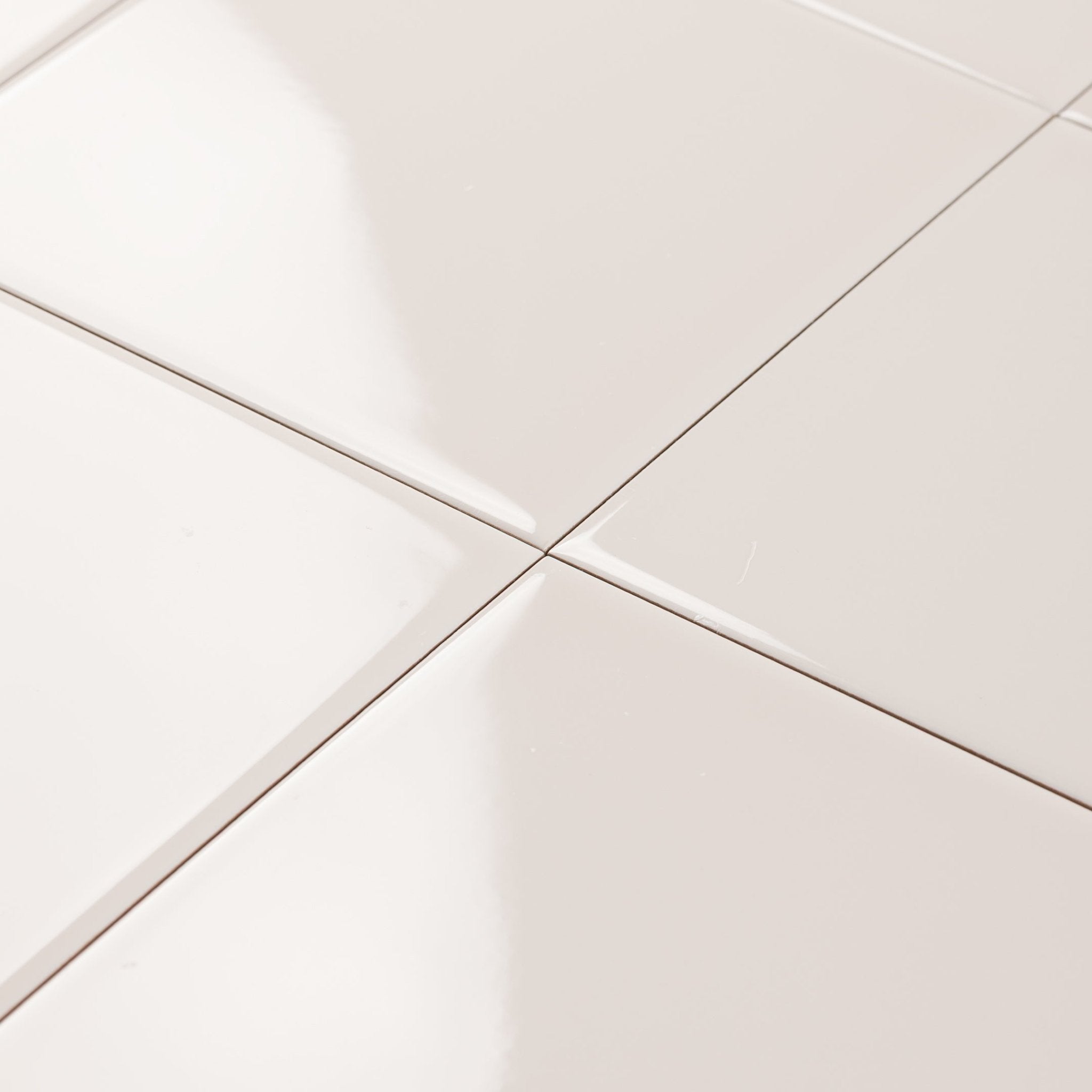 Eggshell White ceramic Tile
