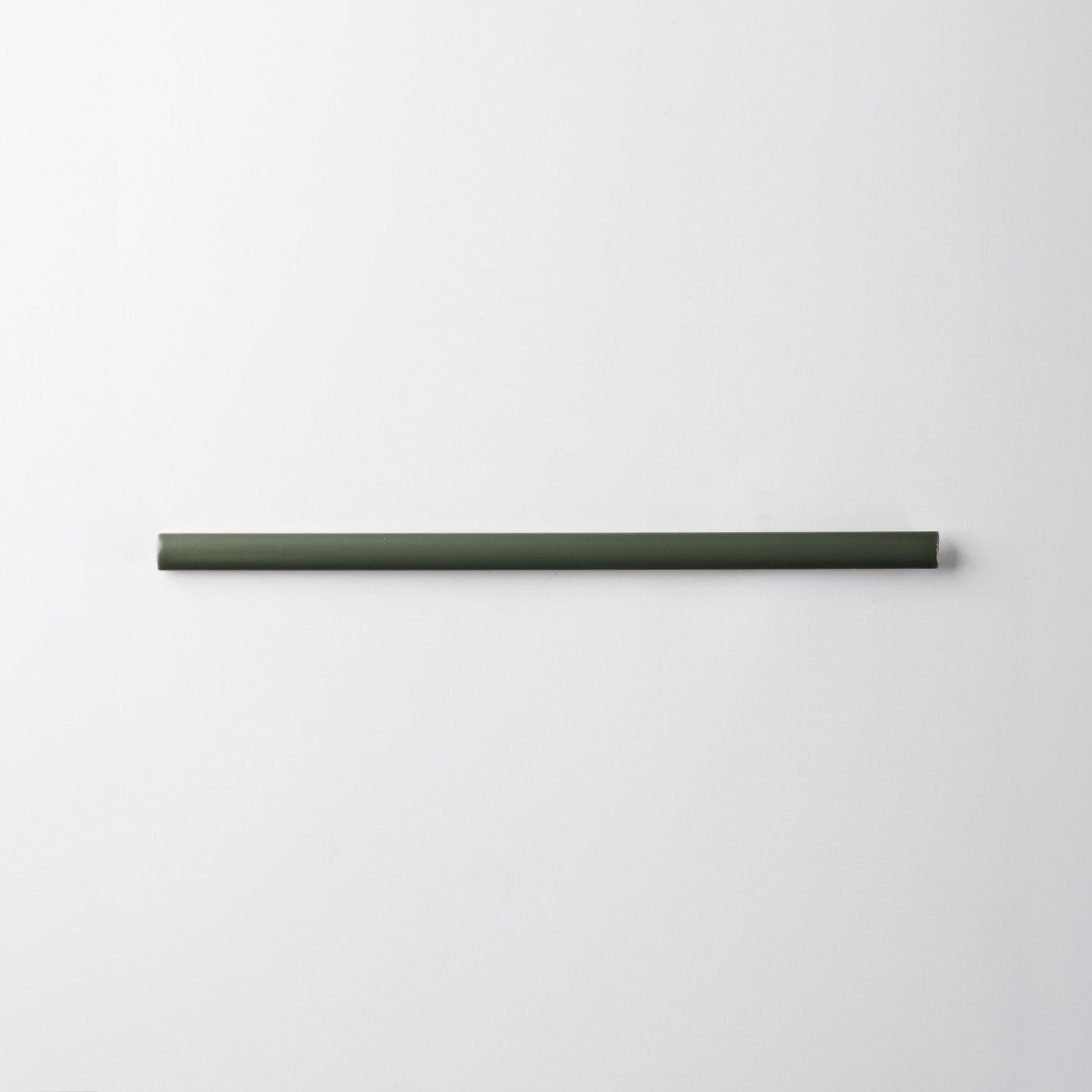 Extruded Musgo Green Matte Pencil - 1⁄2X12 - Cemento Collection