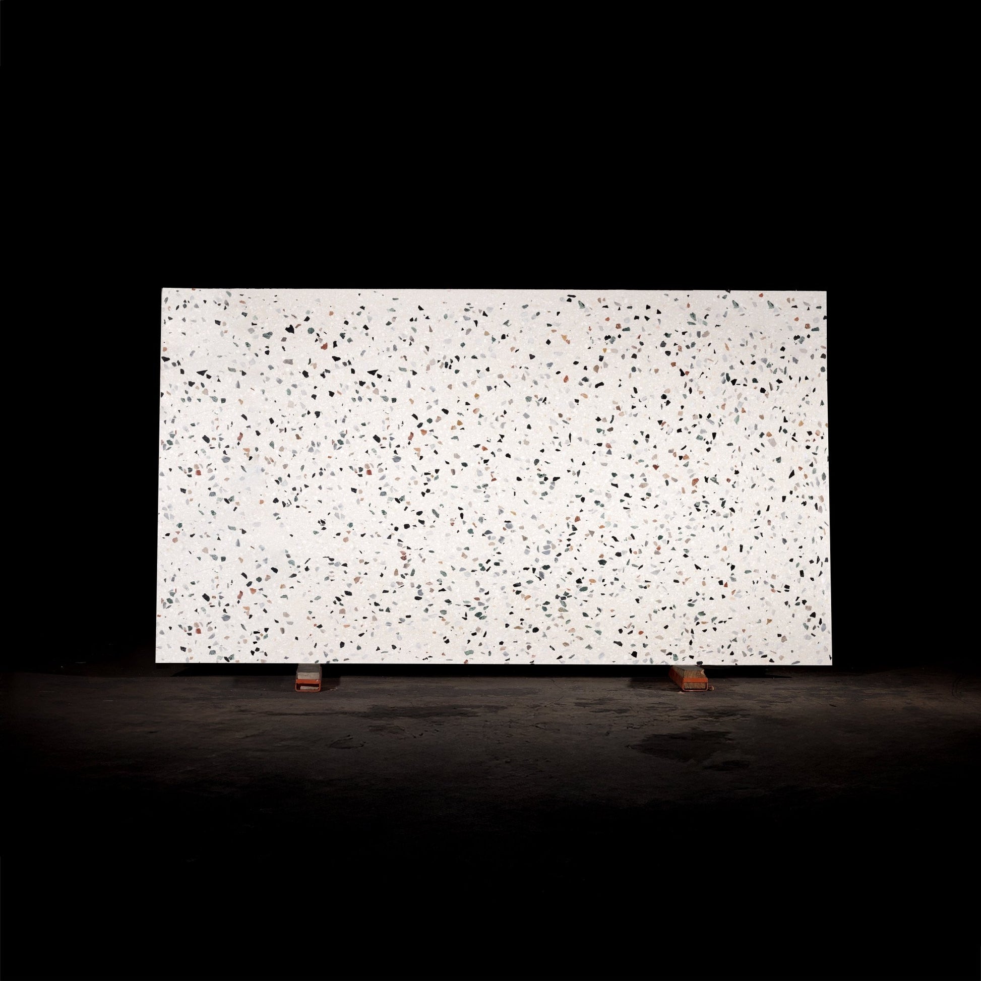Garda Almond - Slab