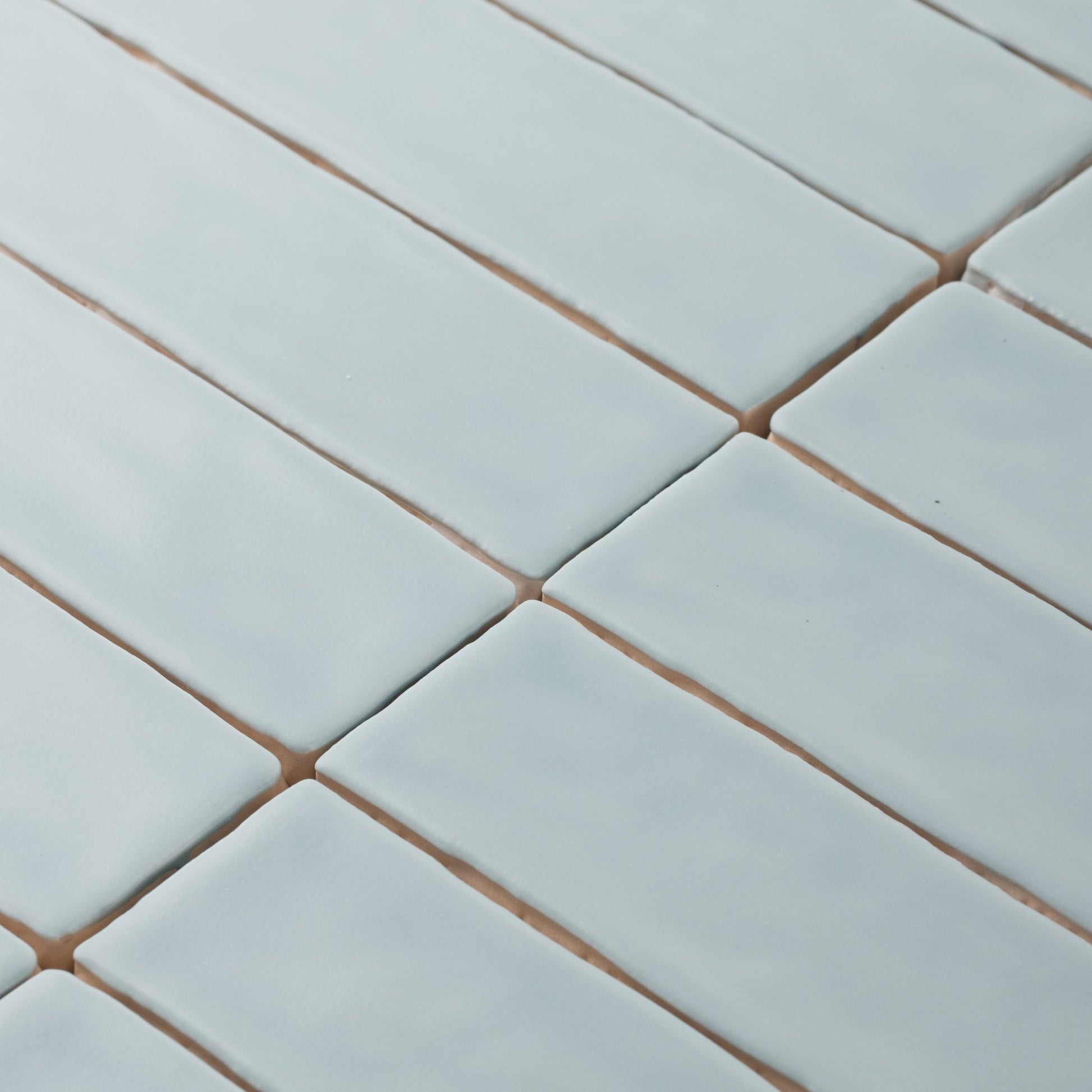 Matte Undulated Subway Tile