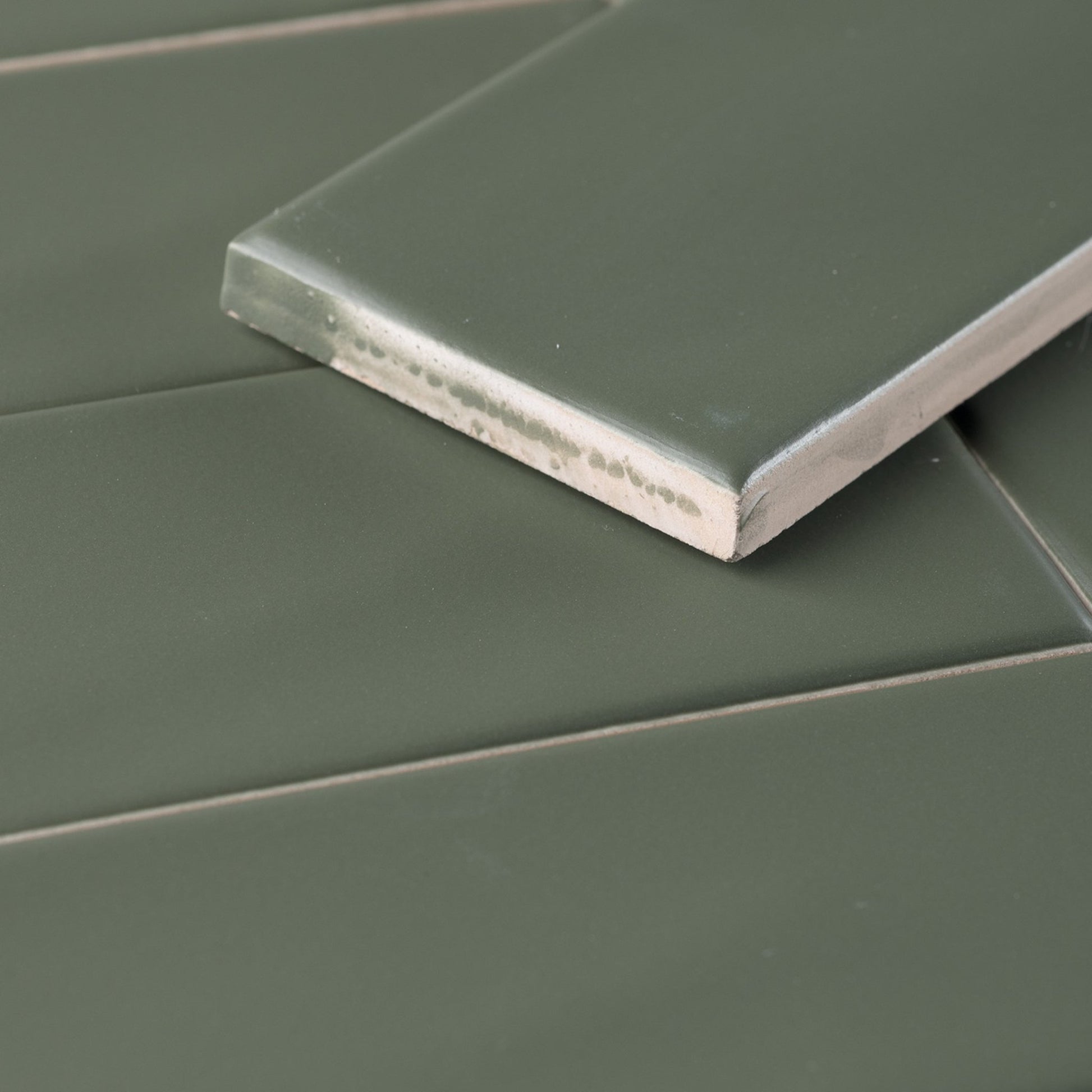 Undulated Subway Tile