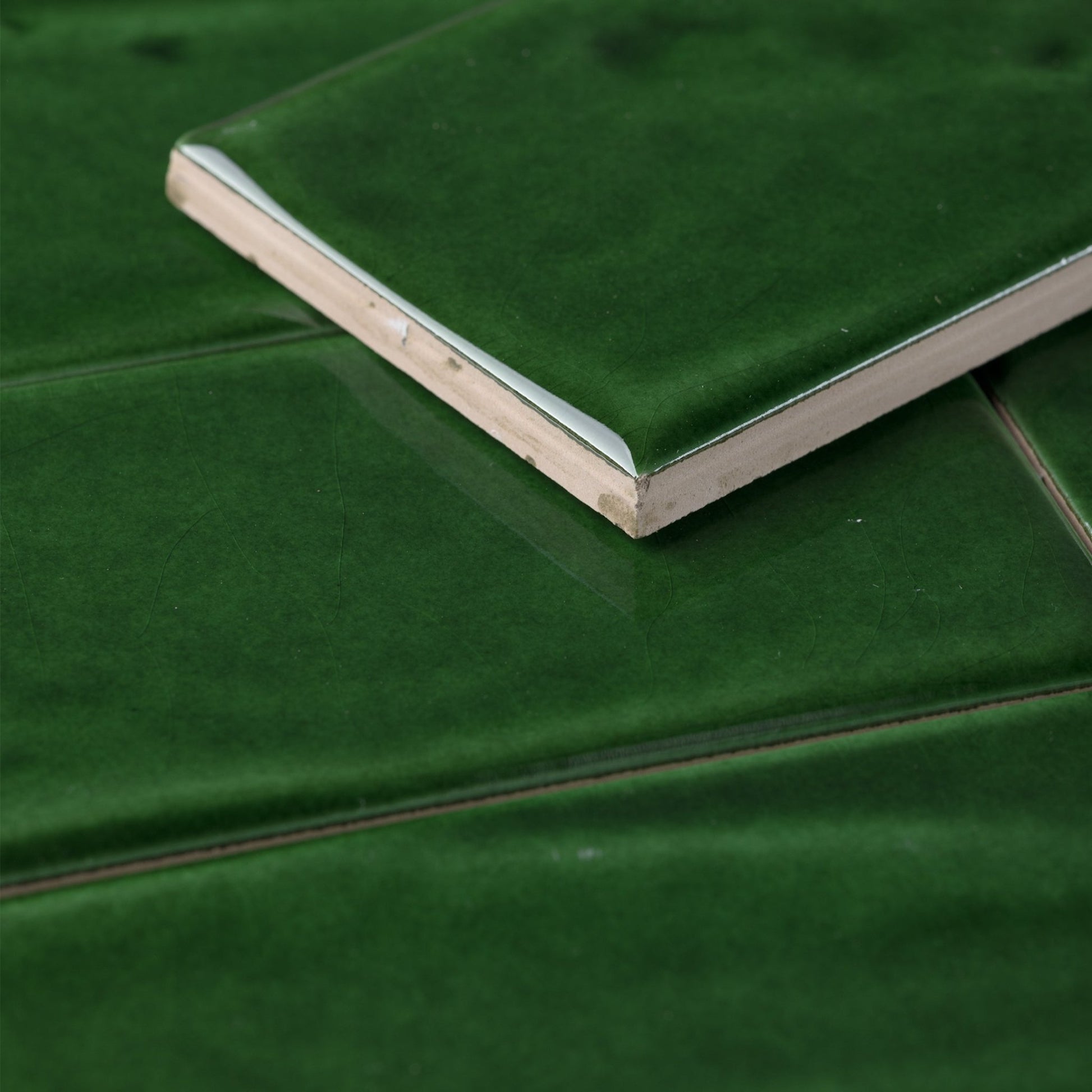 Emerald Green Glossy Undulated Subway Tile