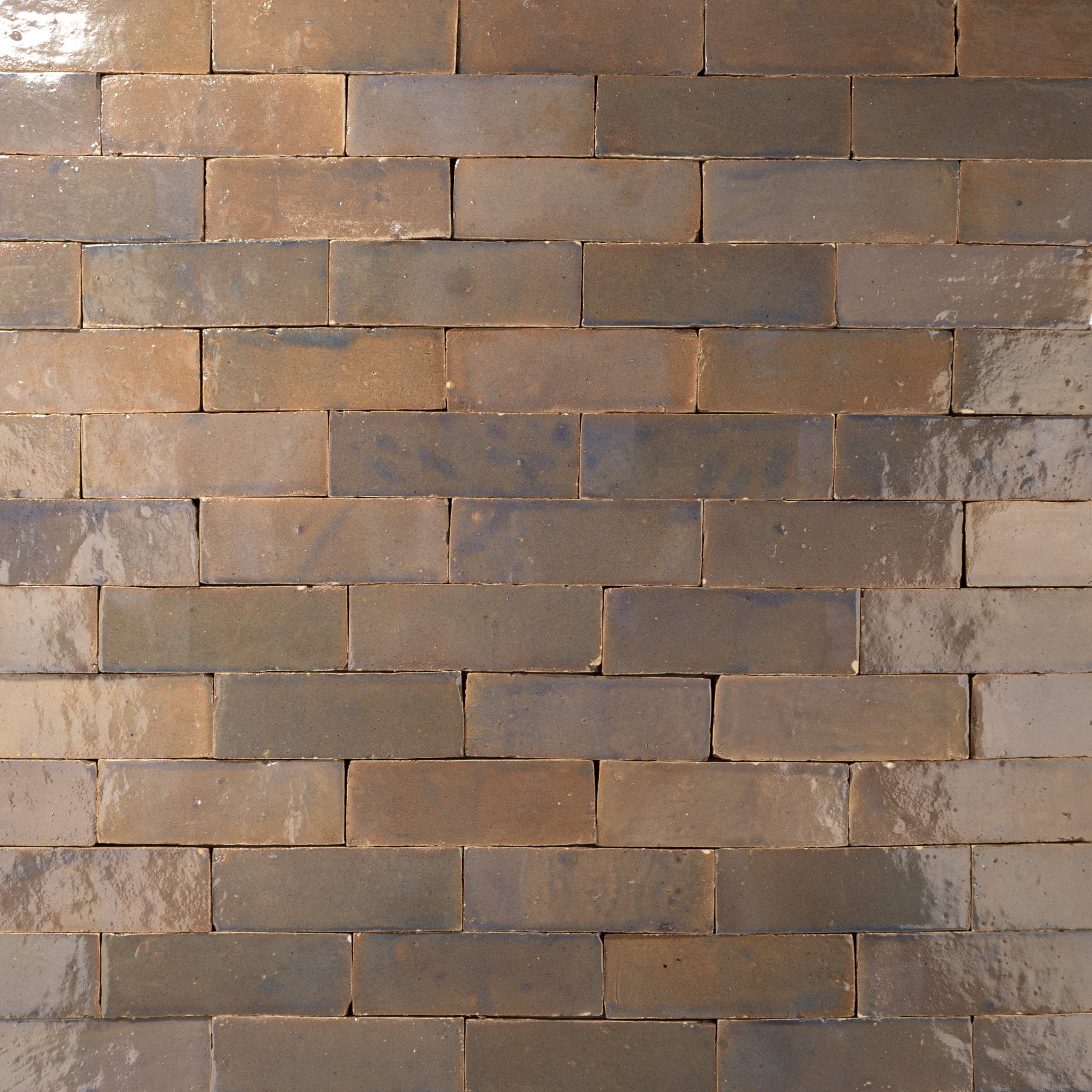 毛皮 Handmade Moroccan Zellige 2x6 Aubergine Bejmat Terracotta Tile