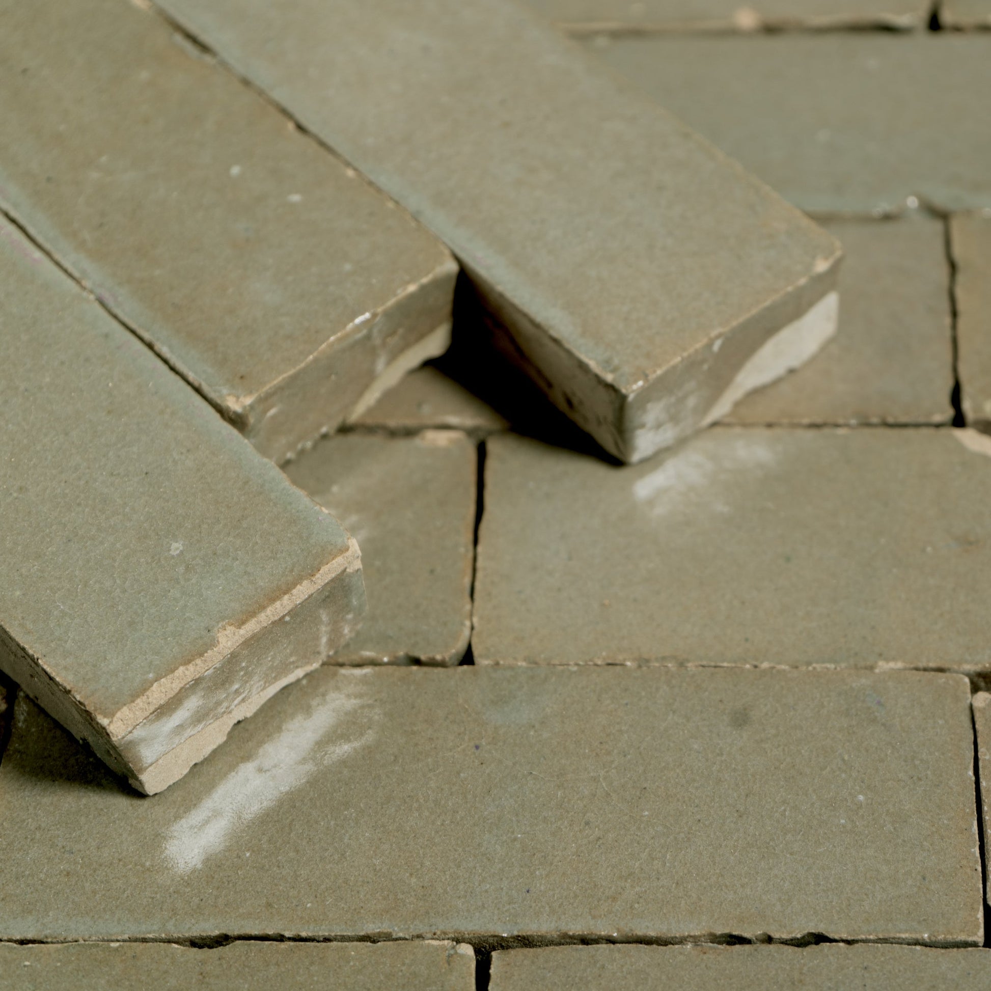 uneven edges zellige tile