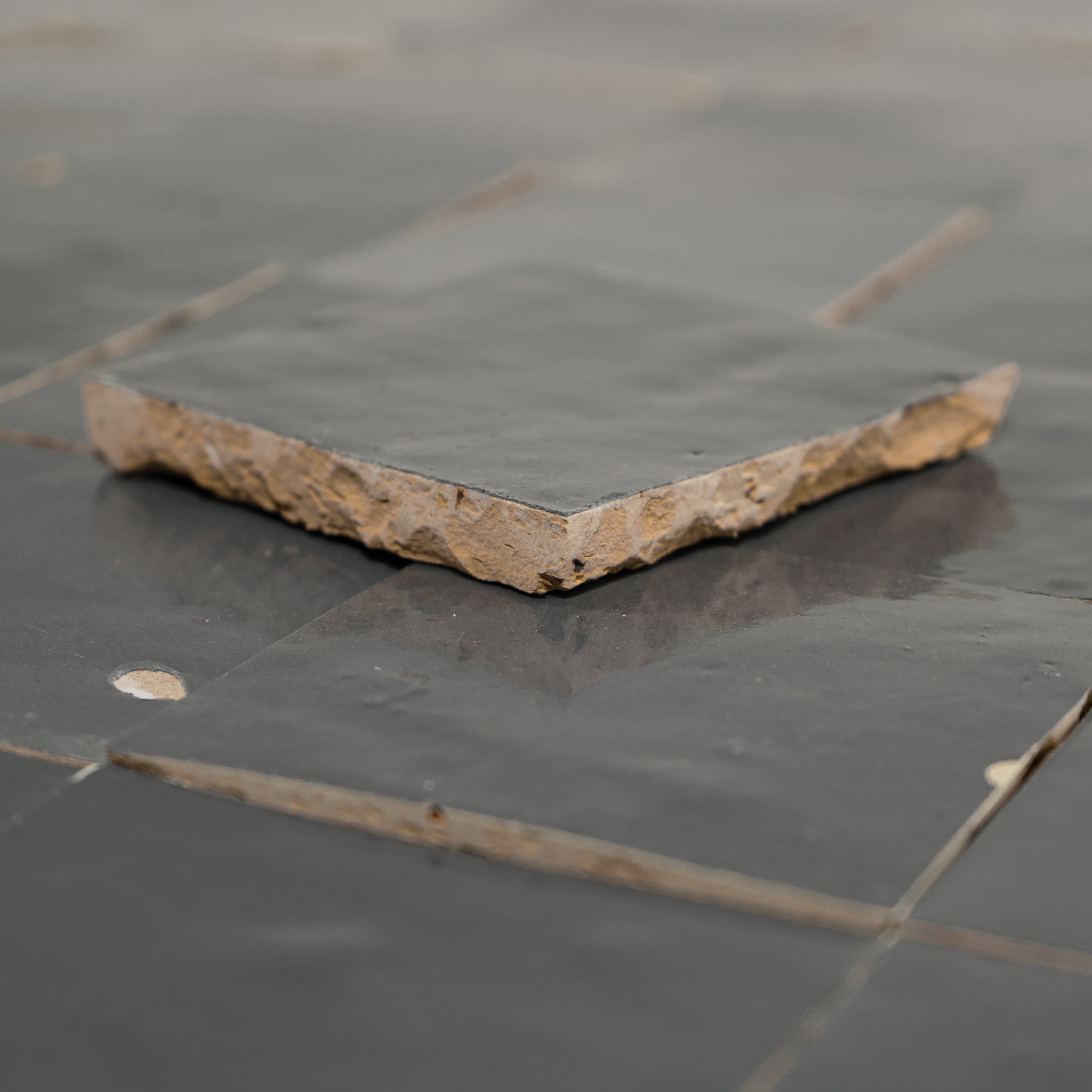 Handmade Moroccan Zellige 4x4 Armor Grey Terracotta Tile | Cemento