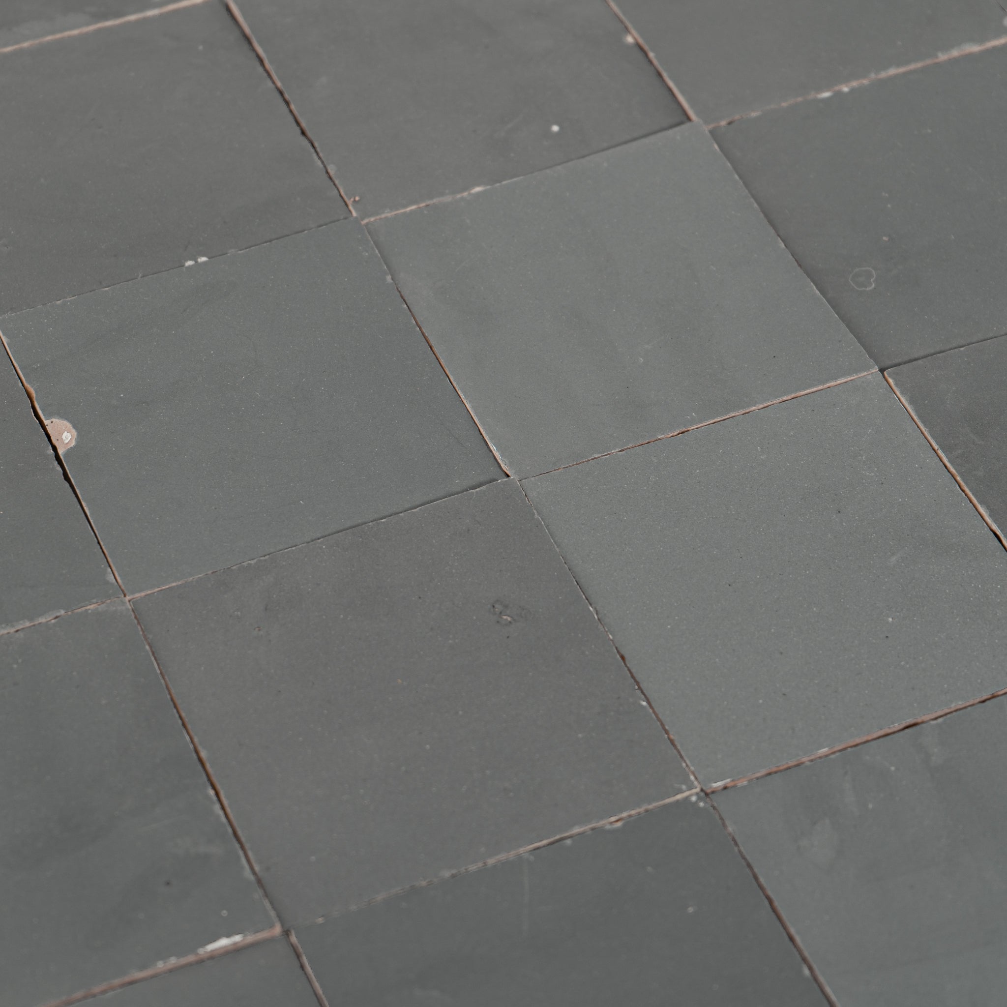 Handmade Moroccan Zellige 4x4 Armor Grey Terracotta Tile | Cemento