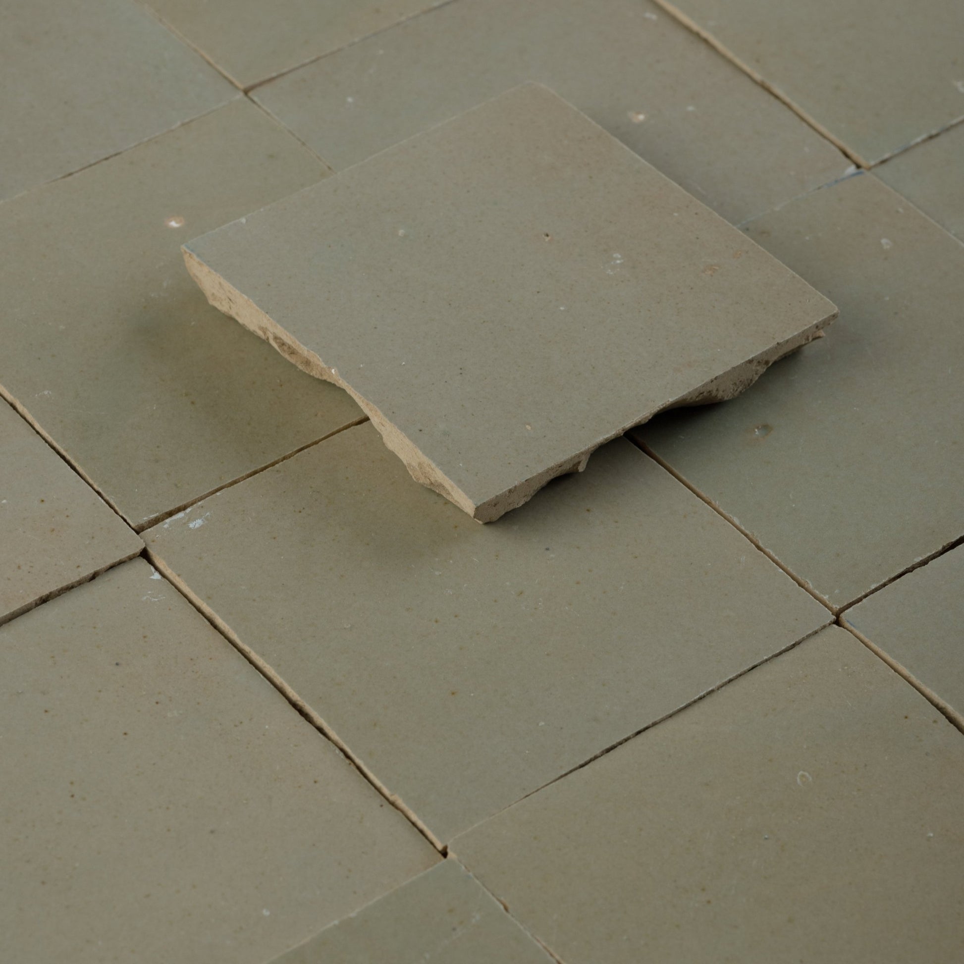 Handmade Moroccan Zellige 4x4 Earth Terracotta Tile - Cemento Collection