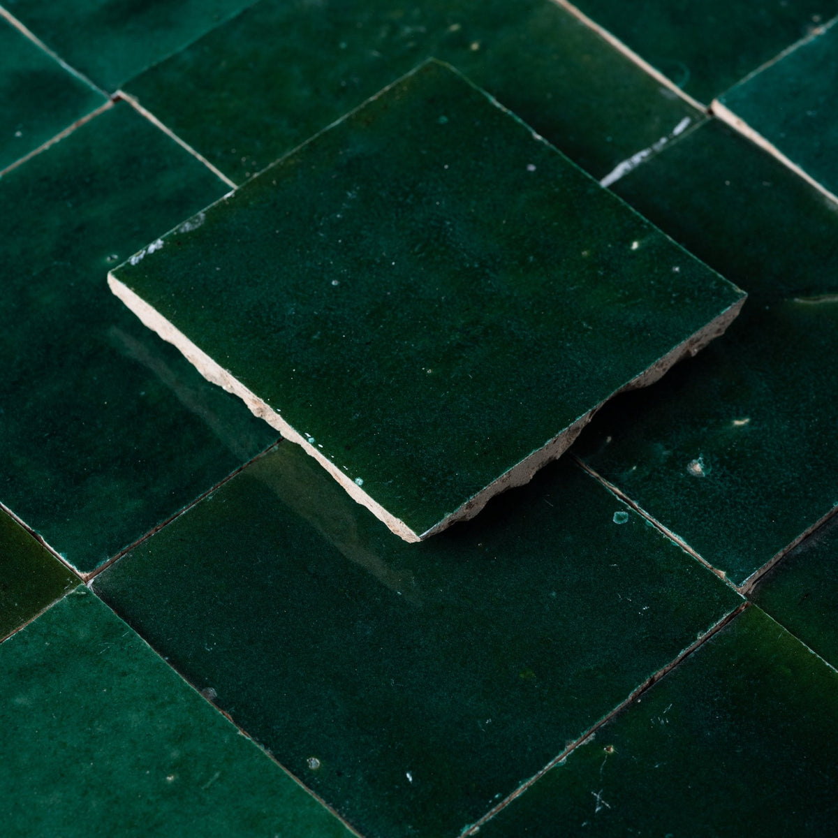 Handmade Moroccan Zellige 4x4 Emerald Green Terracotta Tile - Cemento Collection
