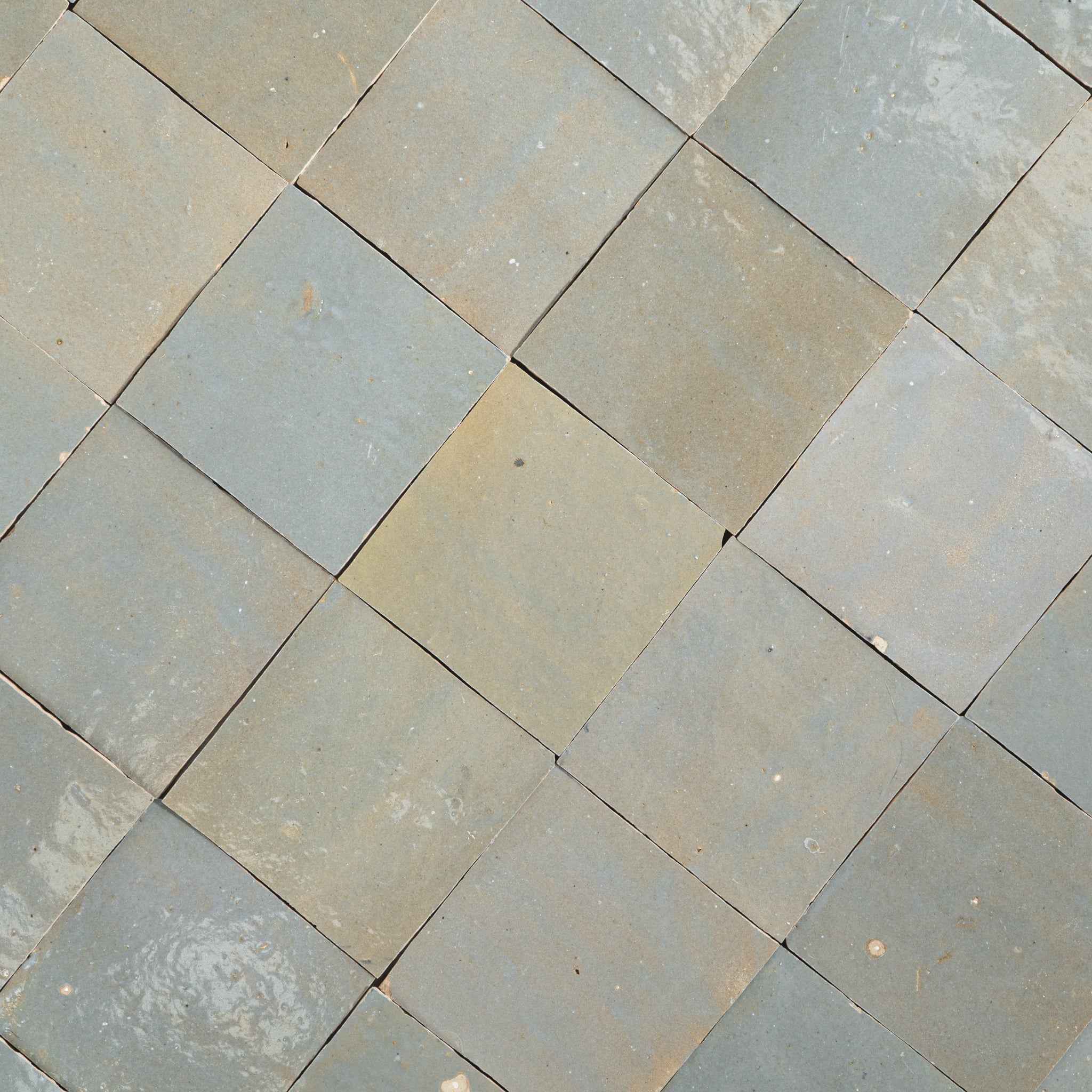 meerページ Handmade Moroccan Zellige 4x4 Pewter Grey Terracotta Tile