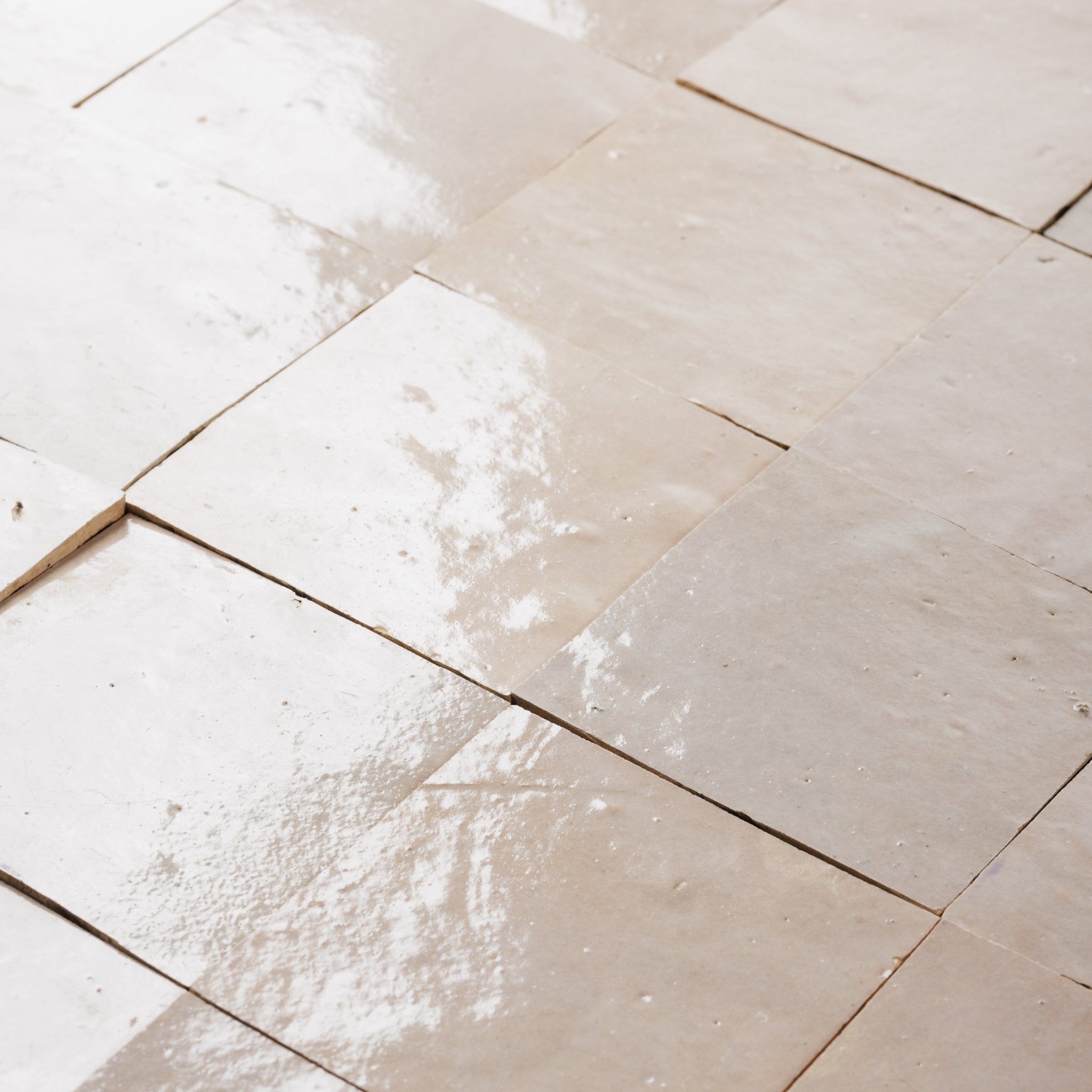 wall and kitchen zellige tile