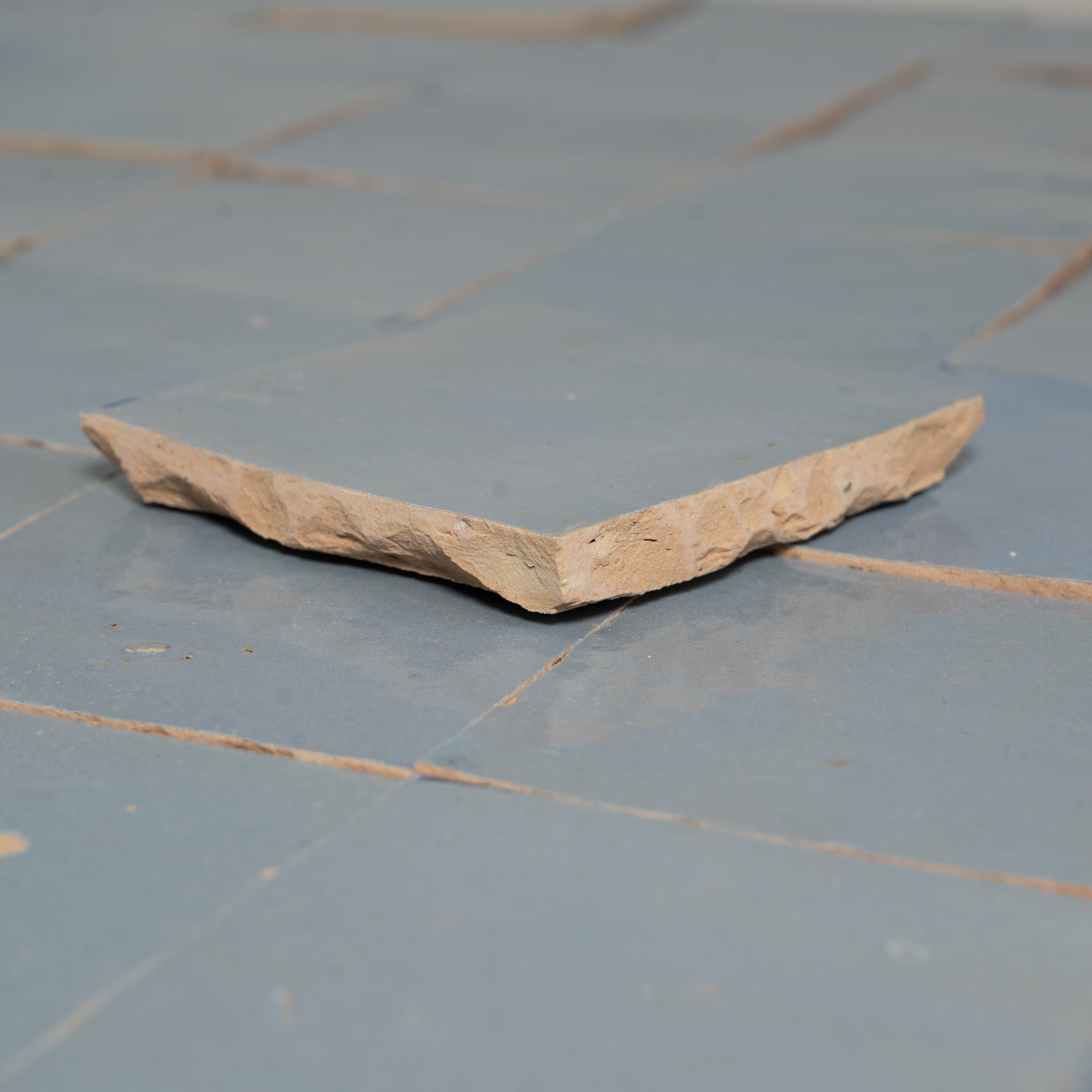 Handmade Moroccan Zellige 4x4 Violet Terracotta Tile | Cemento