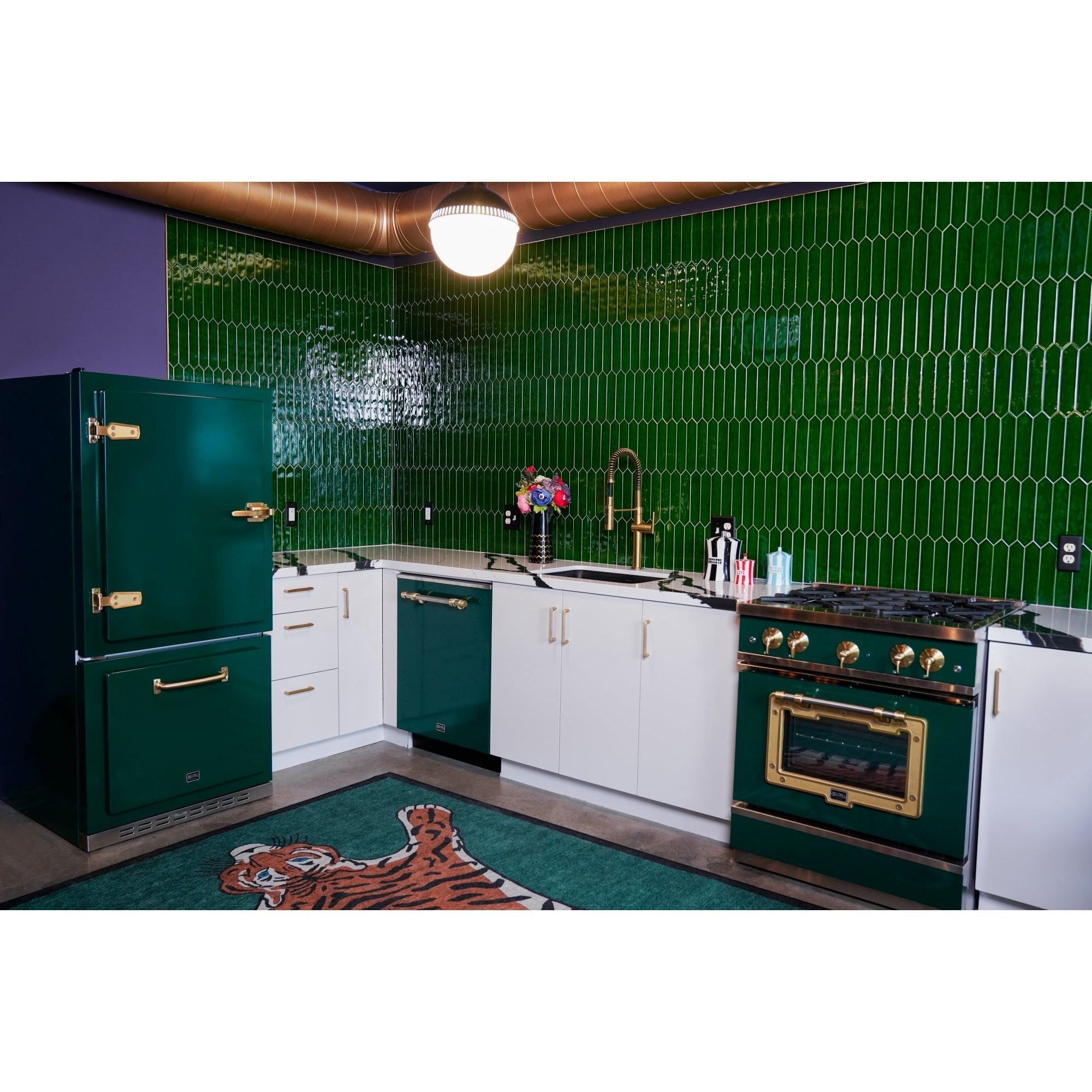 Handmade Picket 2x10 Emerald Green Glossy Undulated Subway Tile - Cemento Collection
