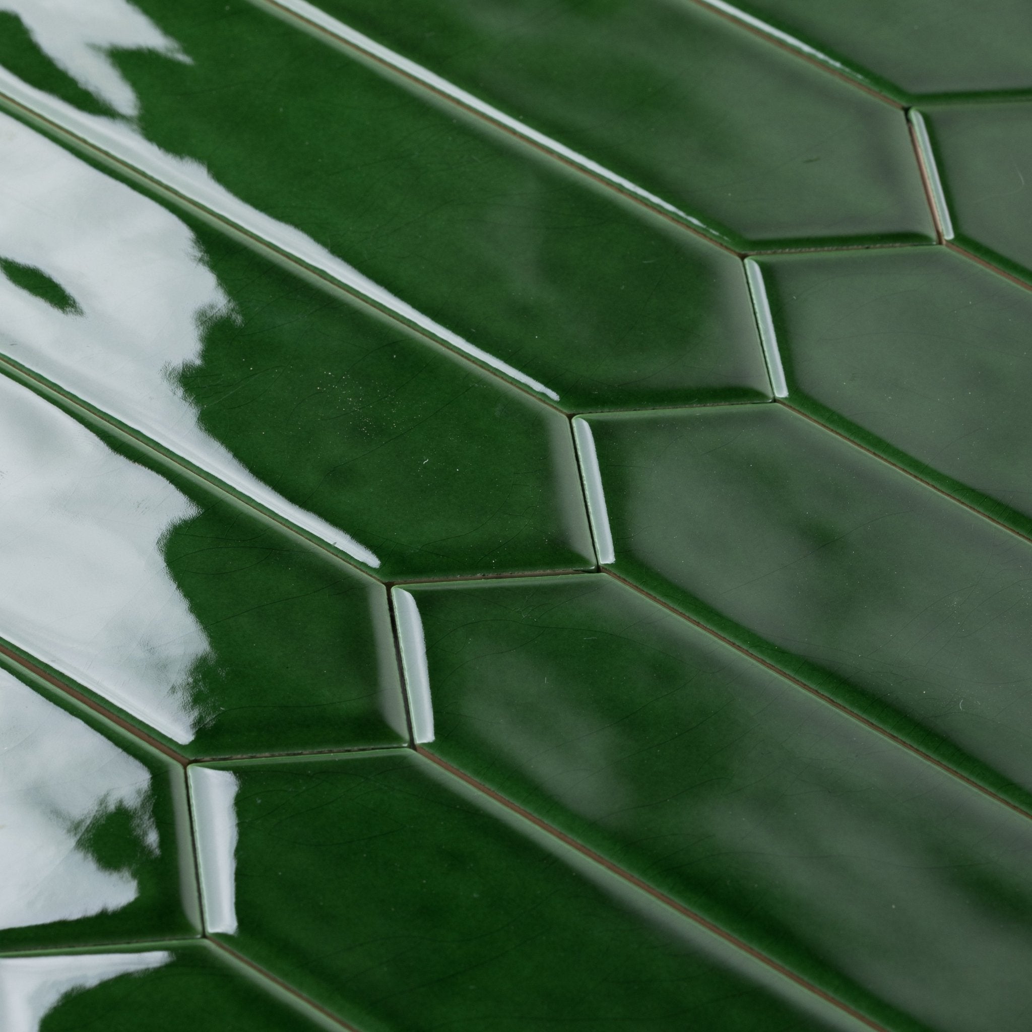 Handmade Picket Glossy Undulated Subway Tile
