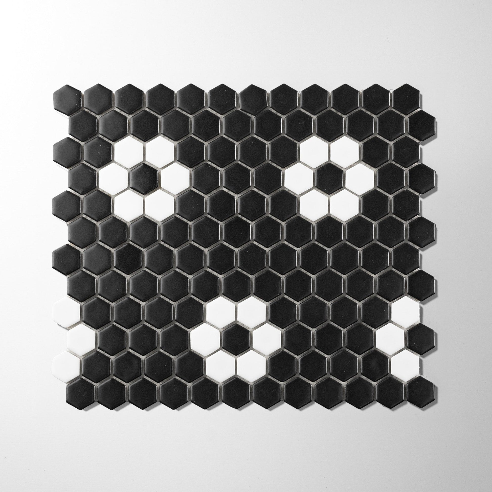 Metro Hex Matte Black with White Flower Porcelain Mosaic Tile (Batch: 012) - Cemento Collection