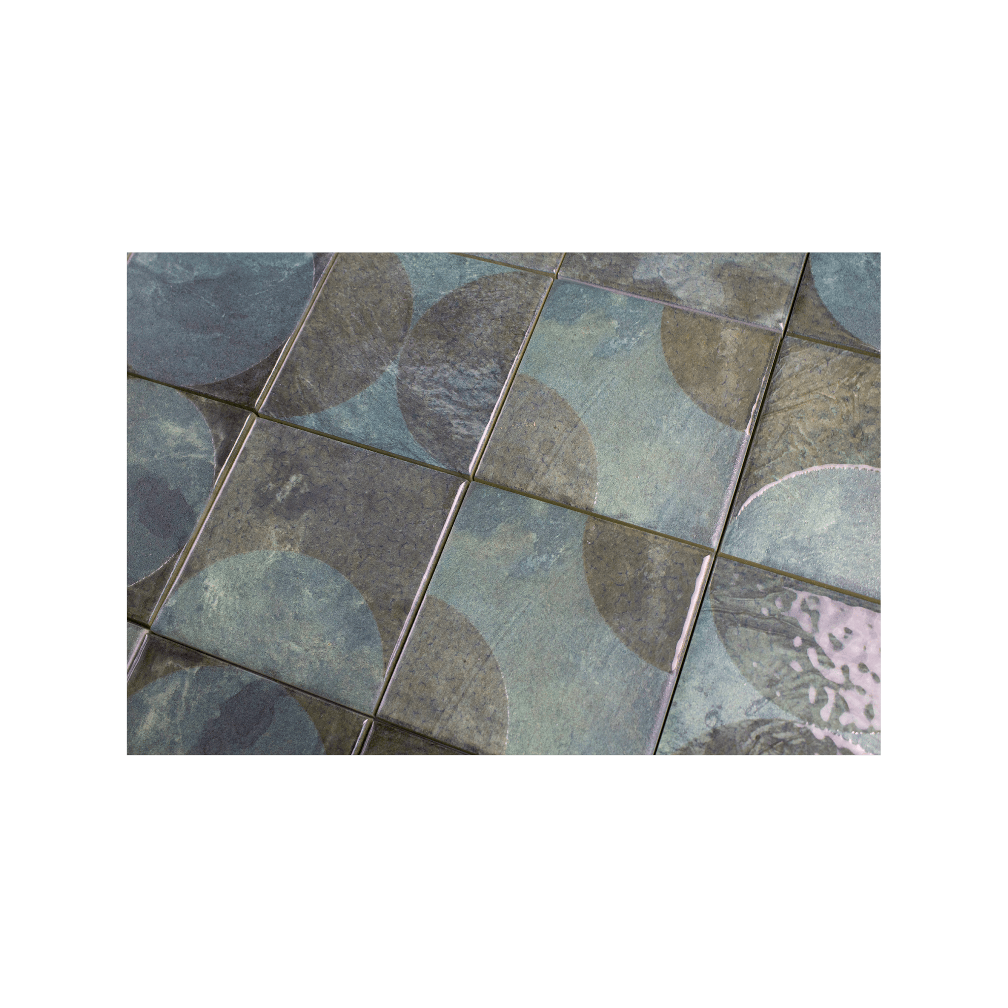 Moonlit Circular Agate Green Porcelain Tile - Cemento Collection