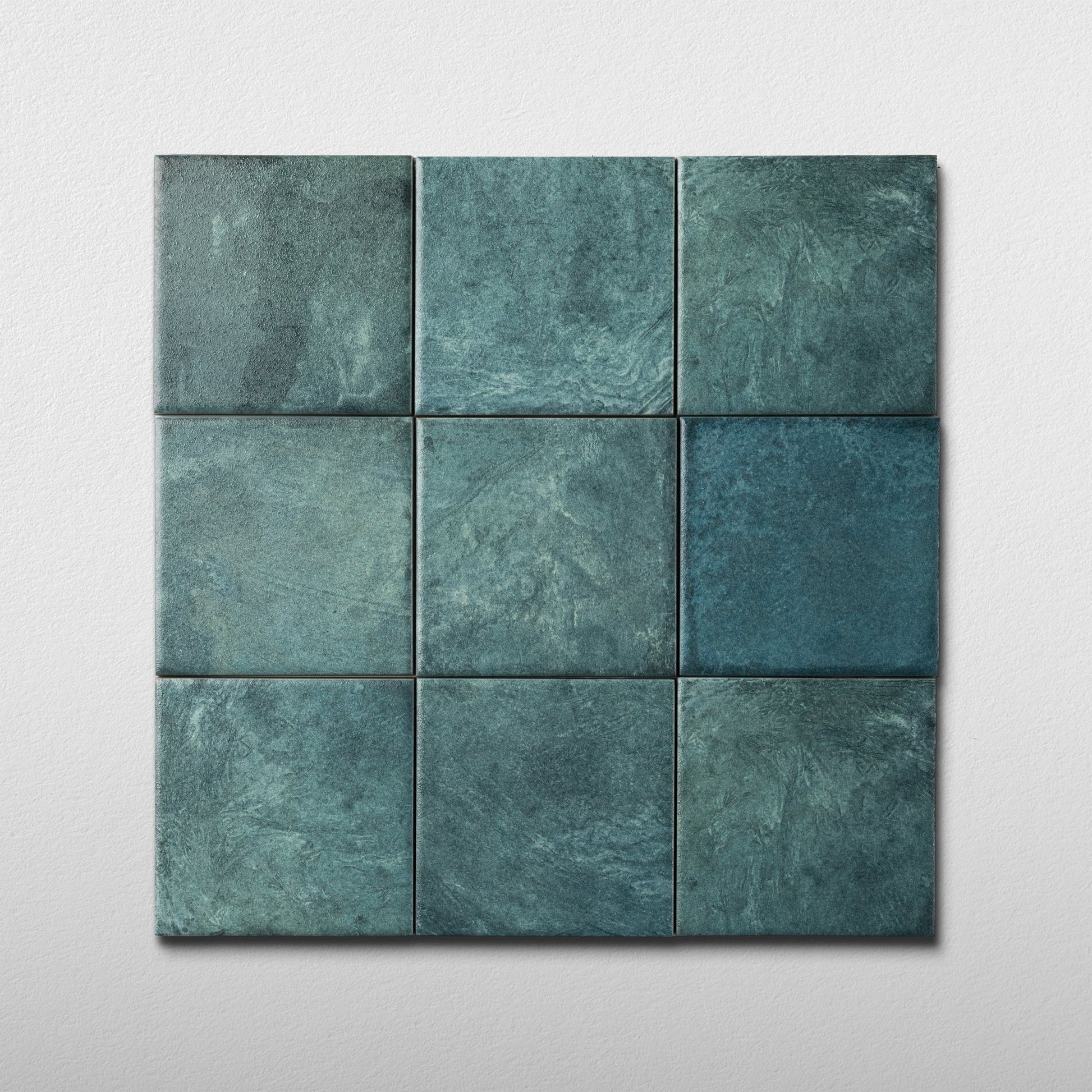 Moonlit Flat Agate Green Porcelain Tile