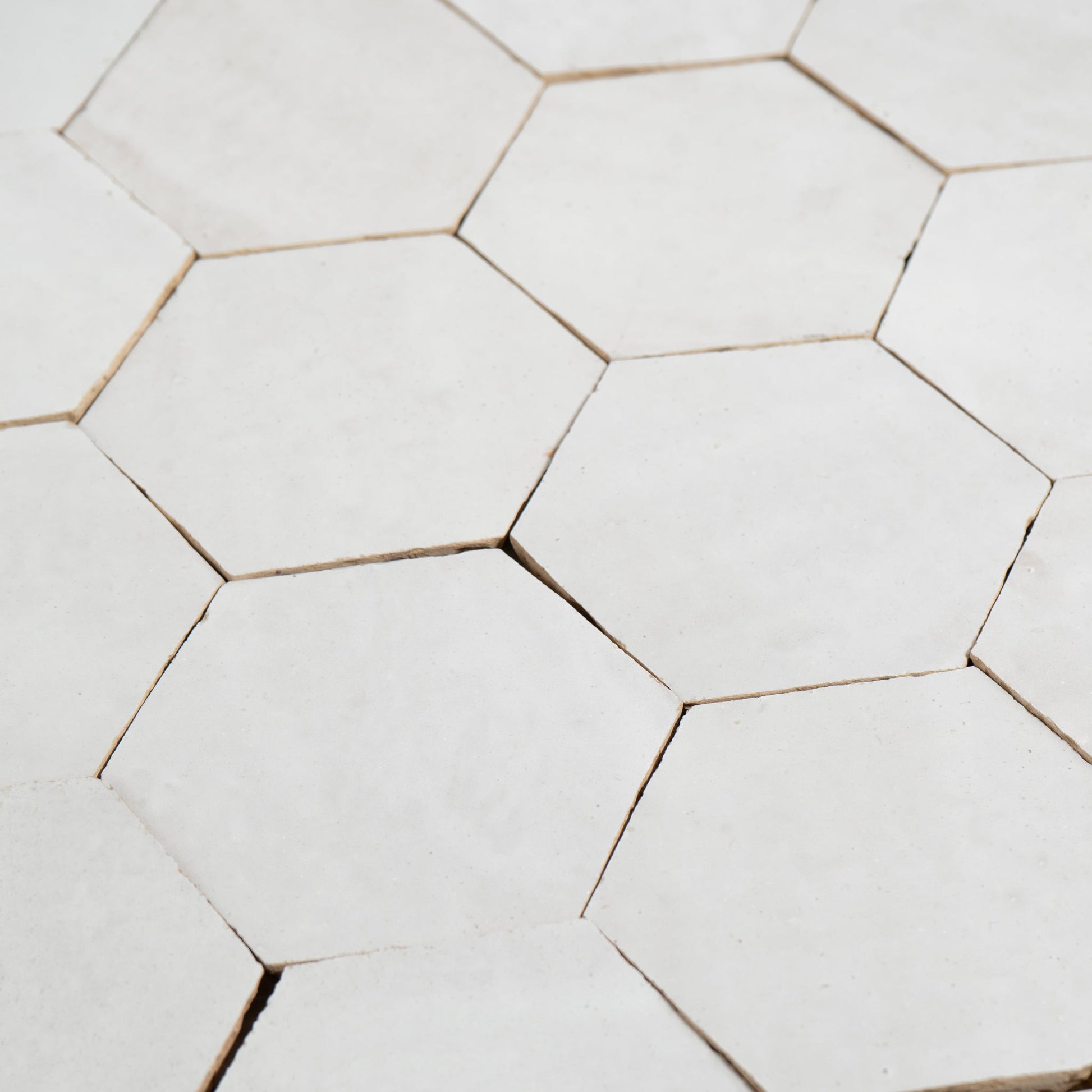 Moroccan Zellige Off White 4'' Hexagon Mosaic - Cemento Collection