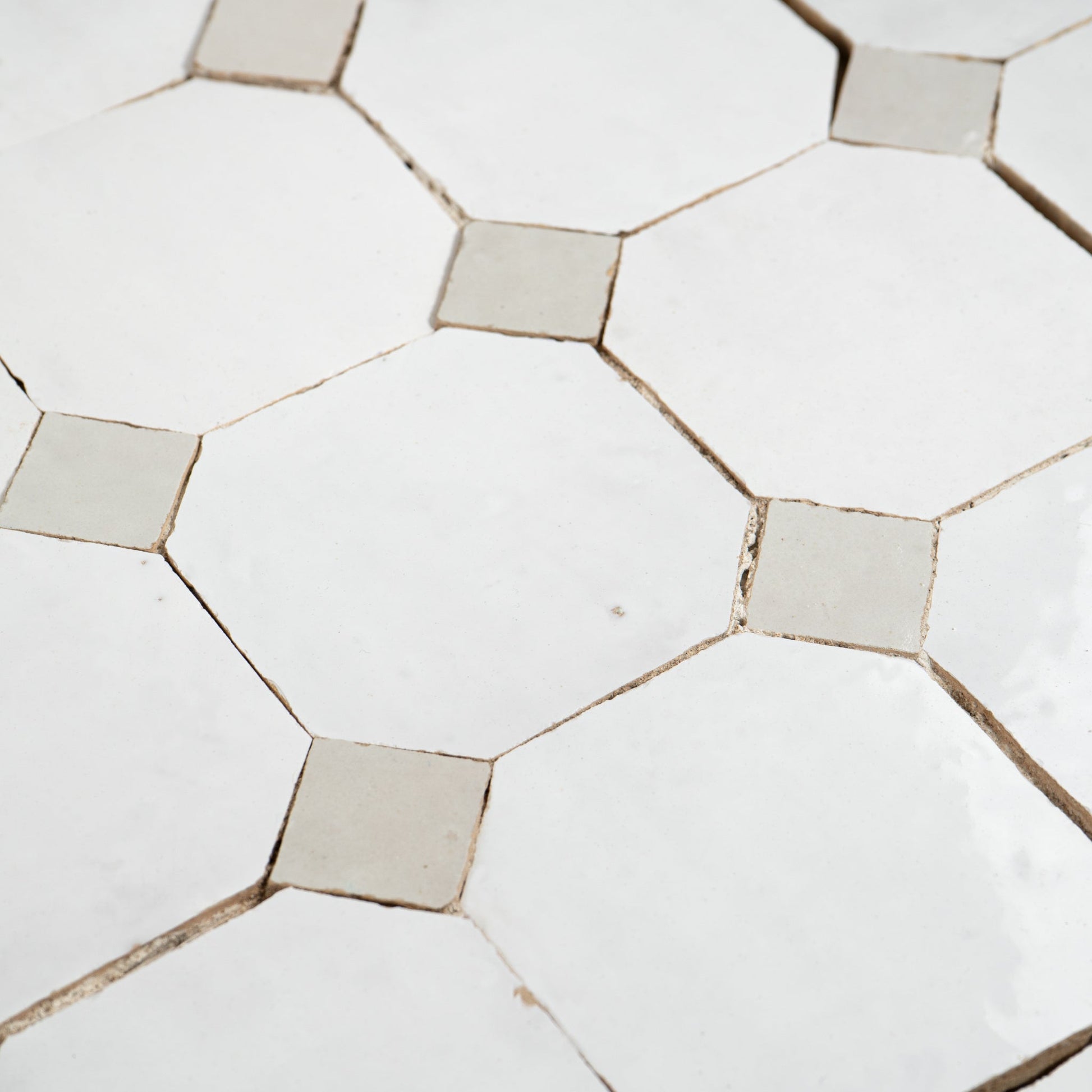 Moroccan Zellige Snow White Mosaic with Off White dots - Cemento Collection
