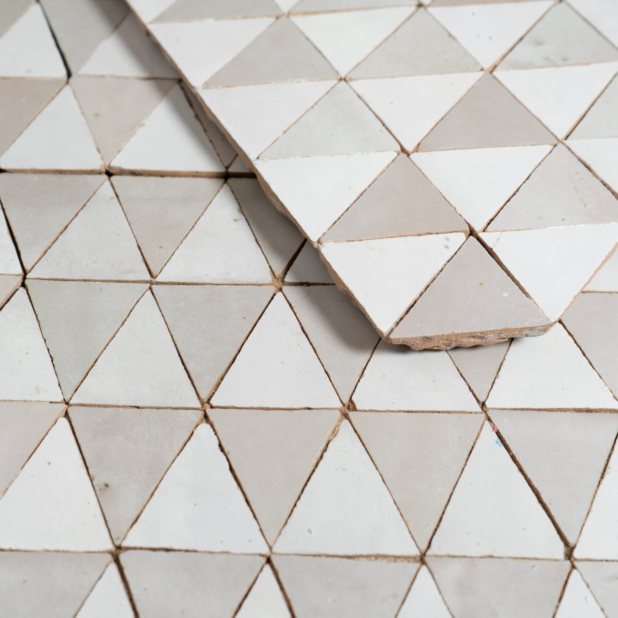 Moroccan Zellige Triangle Mosaic | Cemento Collection - Cemento