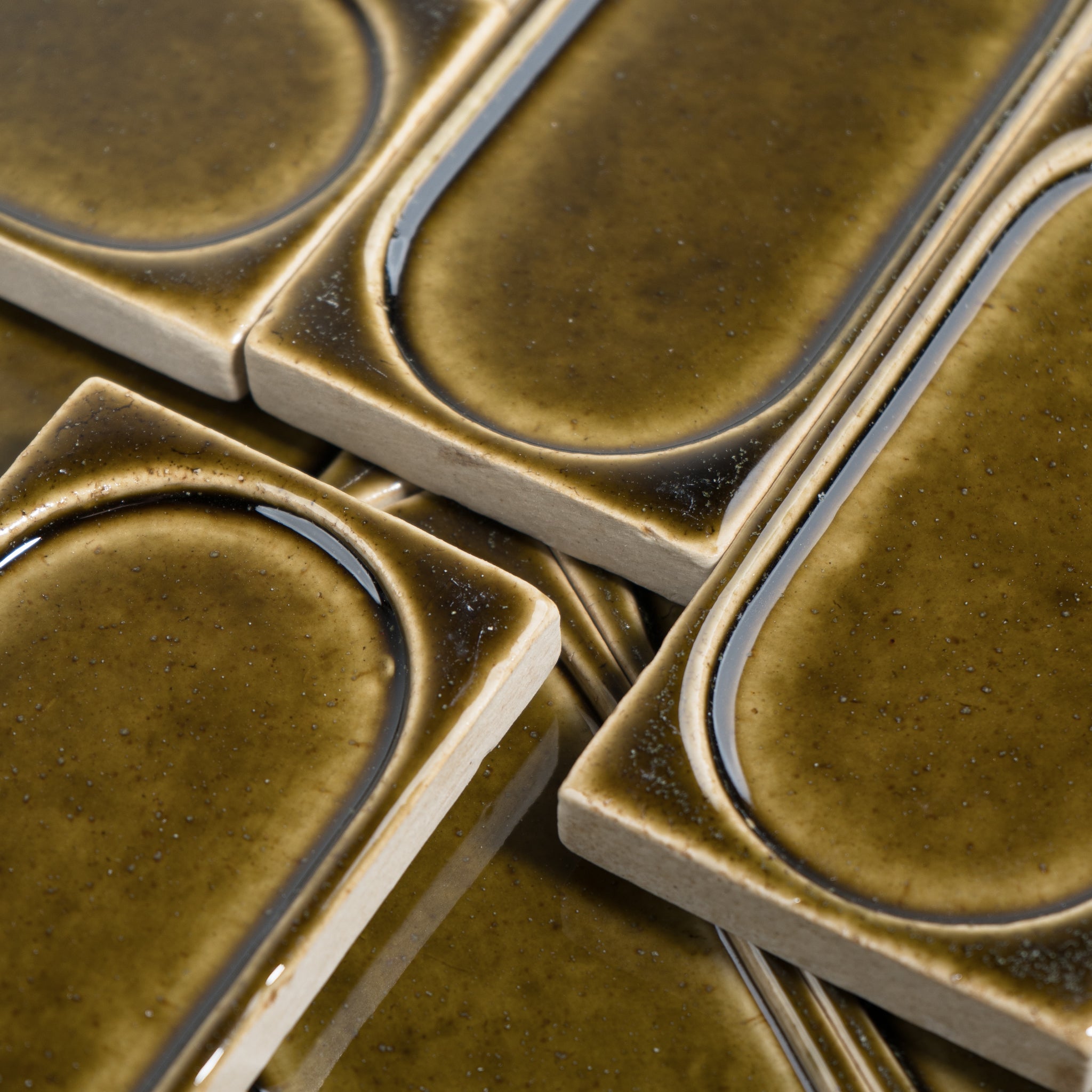 smooth Surfaced stoneware tile